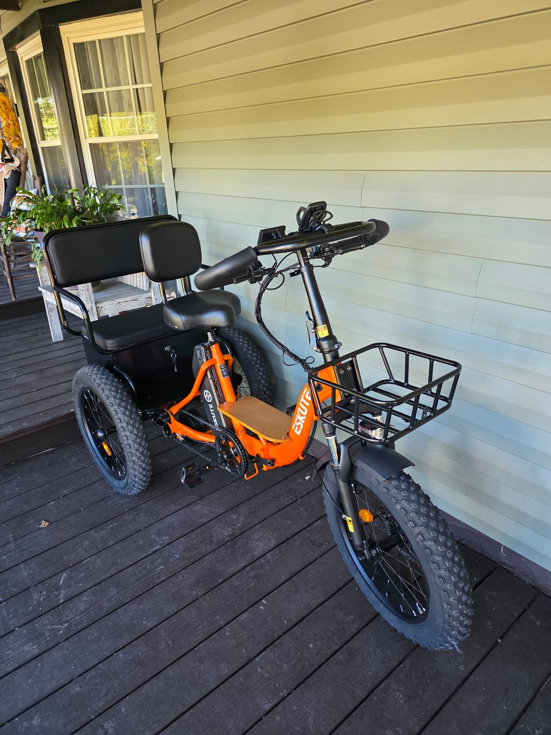 Customer photo review of Eskute® T300 Pro Folding Electric Trike with One-Button Reverse