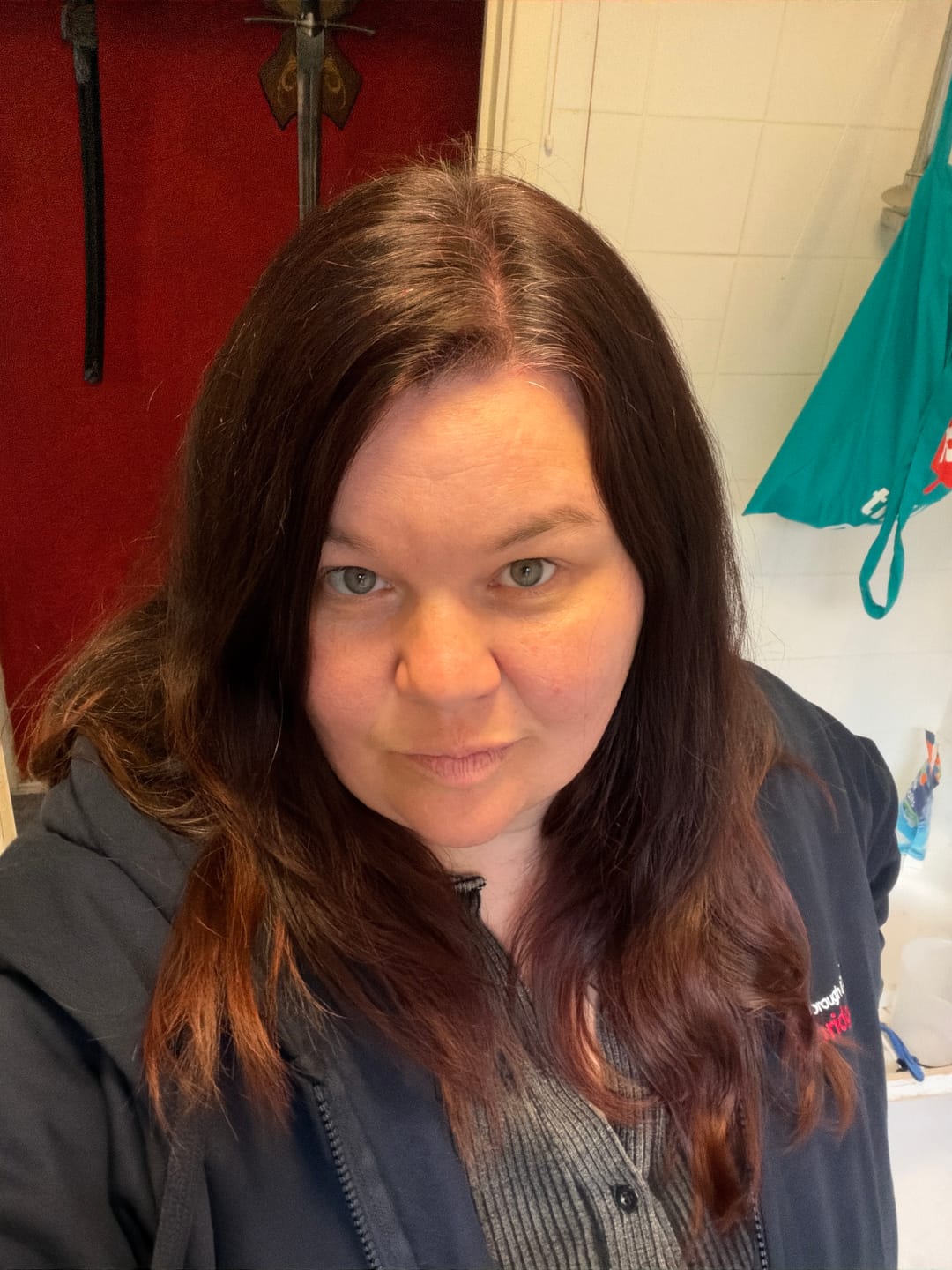 Customer photo review of Mattie Aubergine - Vegan Semi-Permanent Direct Dye Hair Color Cream 210 ml