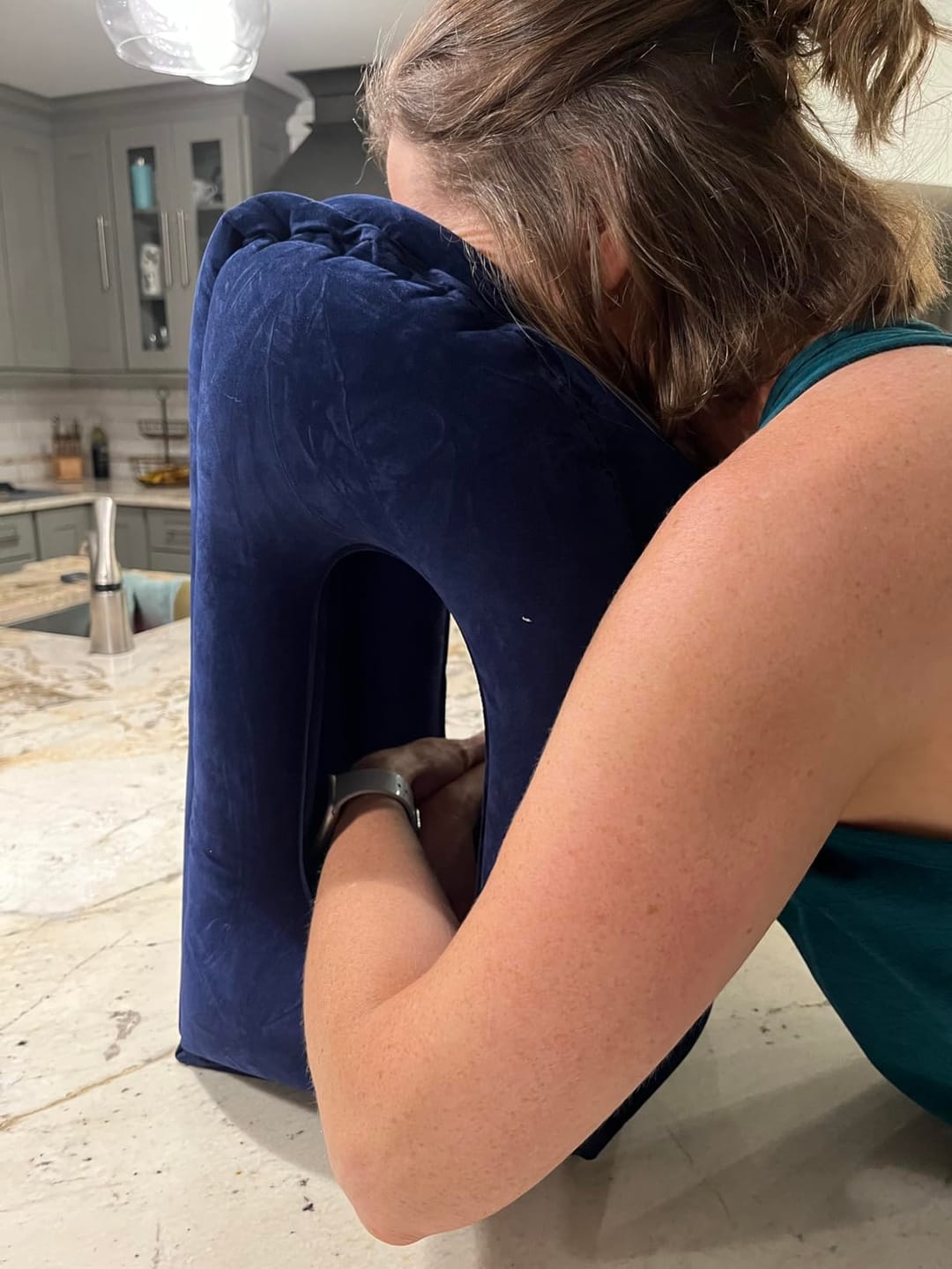 Customer photo review of TripCloud™ - Inflatable Travel Pillow