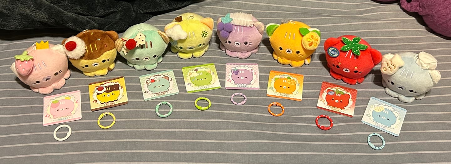 Customer photo review of Octcats' QQ Mochi Series Plush Blind Box
