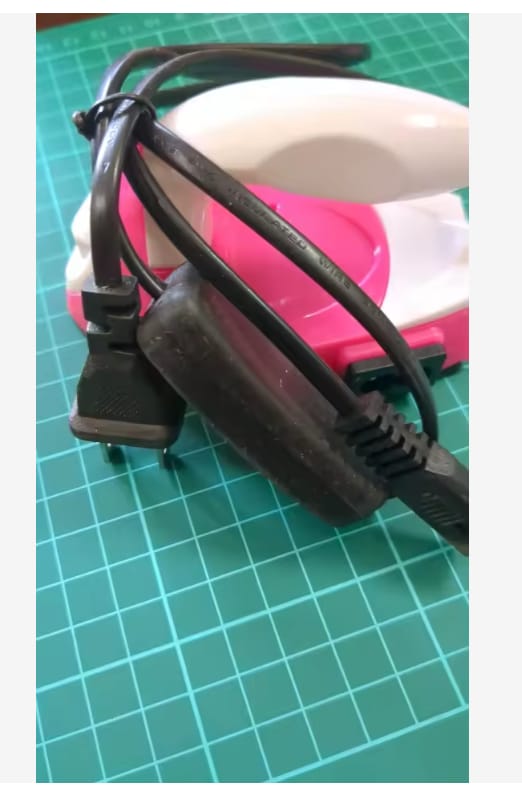 Customer photo review of Mini plancha portatil