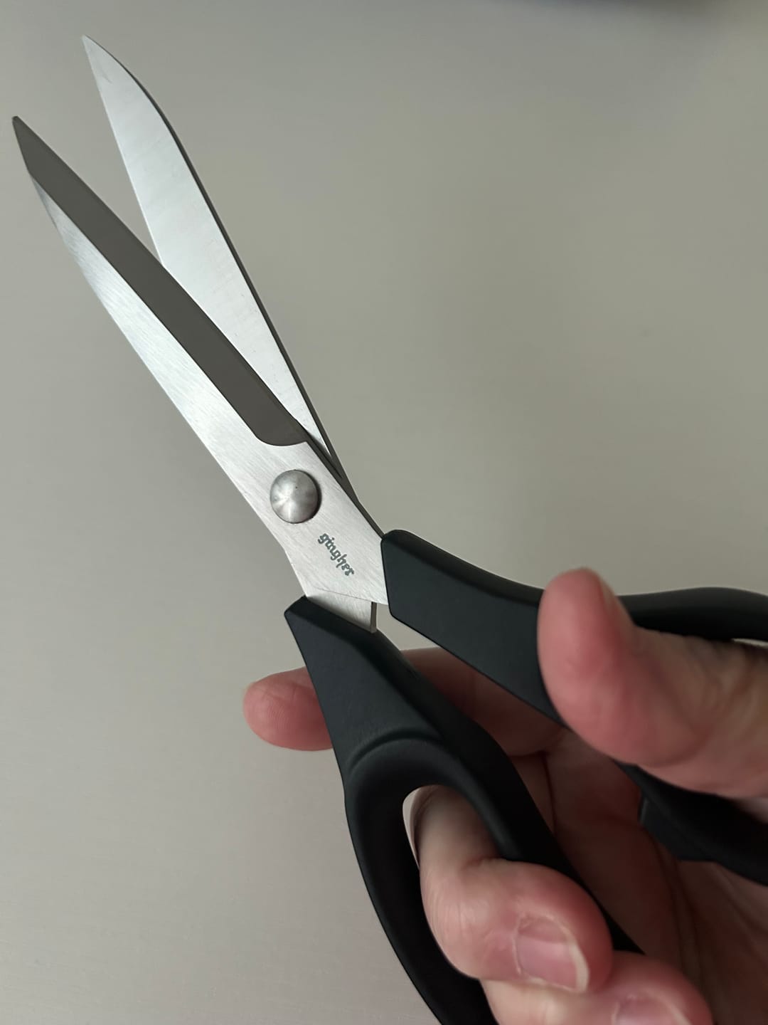 Customer photo review of Gingher 9 inch Lightweight Bent Trimmers