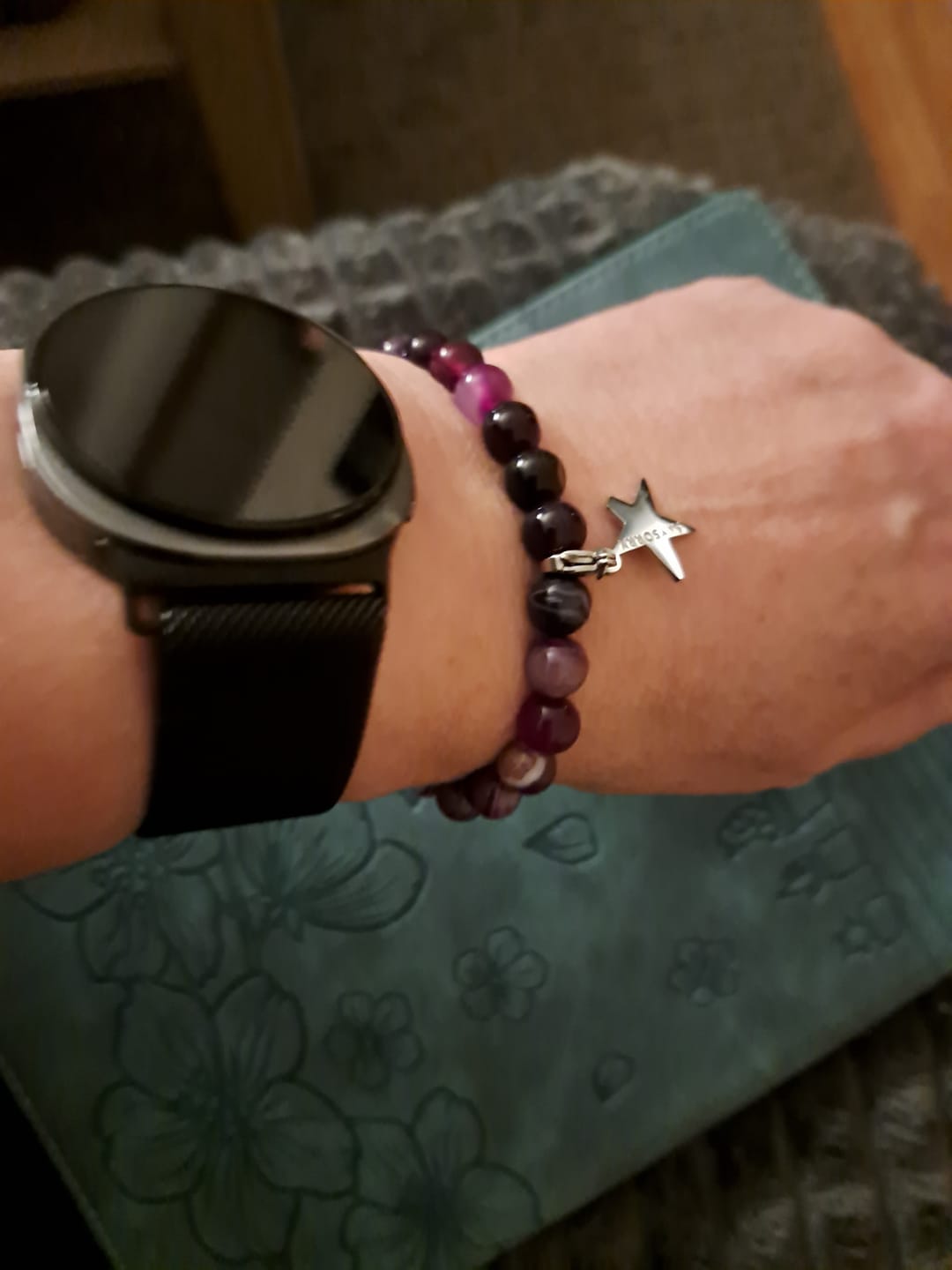 Customer photo review of »Don’t Panic« Blockadenlöser-Armband aus echtem Lavendelachat inkl. abgebrochenem Stern