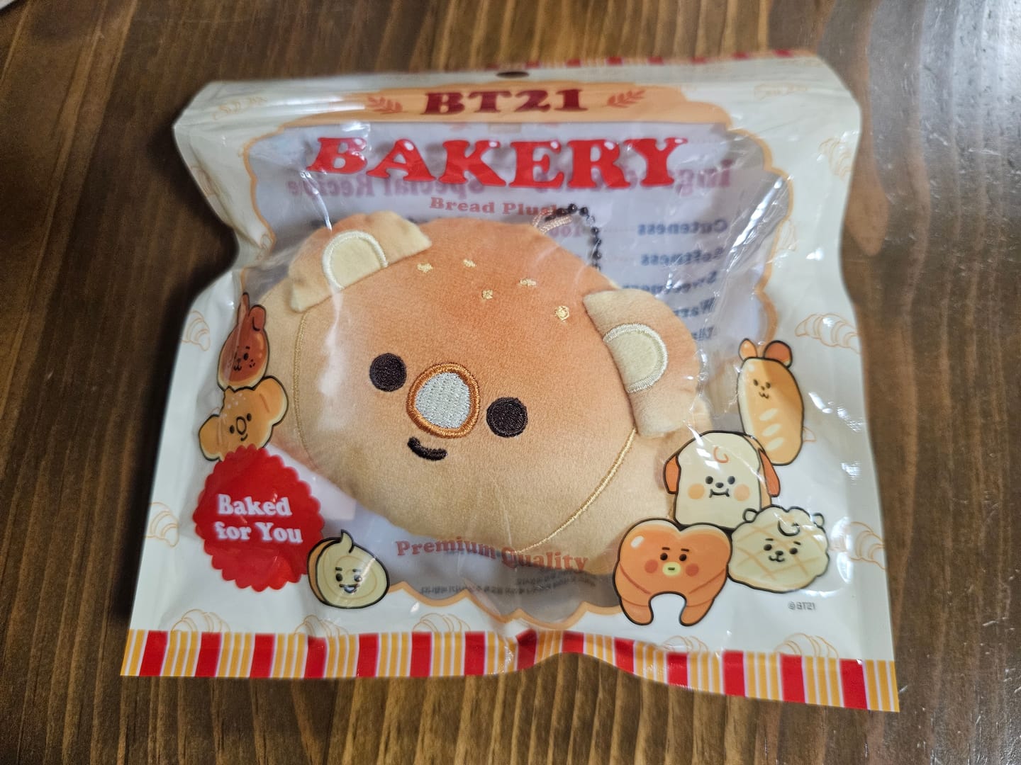 Customer photo review of BT21 - BAKERY COLLECTION BAKERY BREAD PLUSH KEYRING