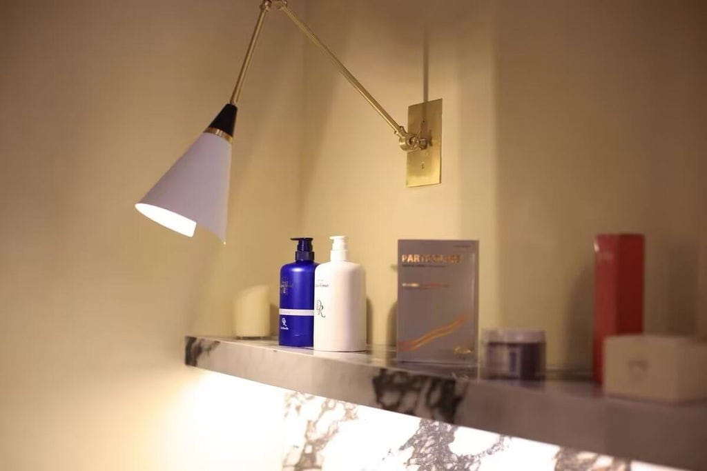 Customer photo review of Articulated Wall Light, Swivel Shade, Wall Sconce, 74 cm Long