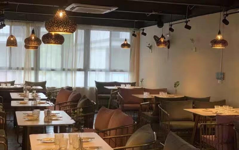 Customer photo review of Black and Gold Iron Pendant Light, Vintage Industrial Pendant Lamp