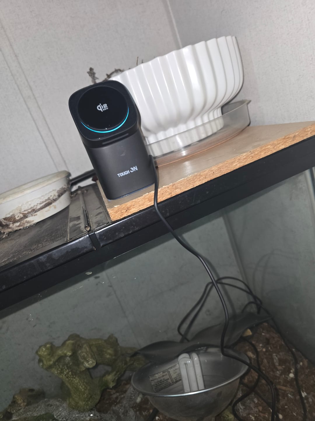 Customer photo review of Tough On MagPro Qi2 25W 3-in-1 Wireless Charger