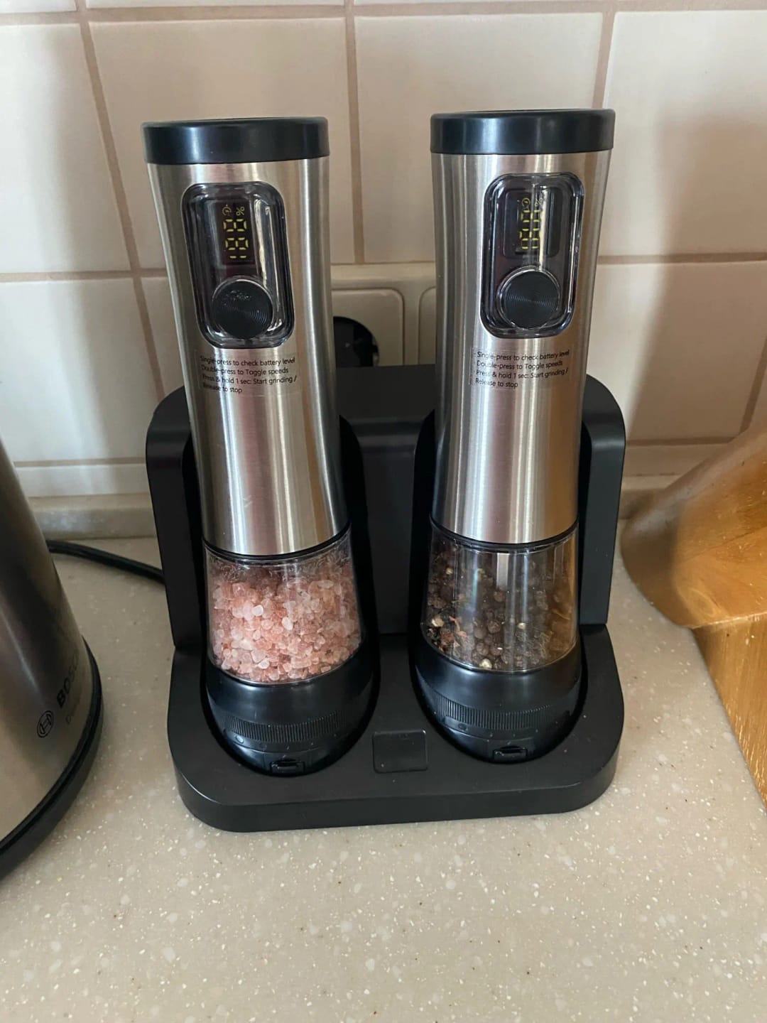 Customer photo review of Cozymere Electric Salt & Pepper Grinder Set