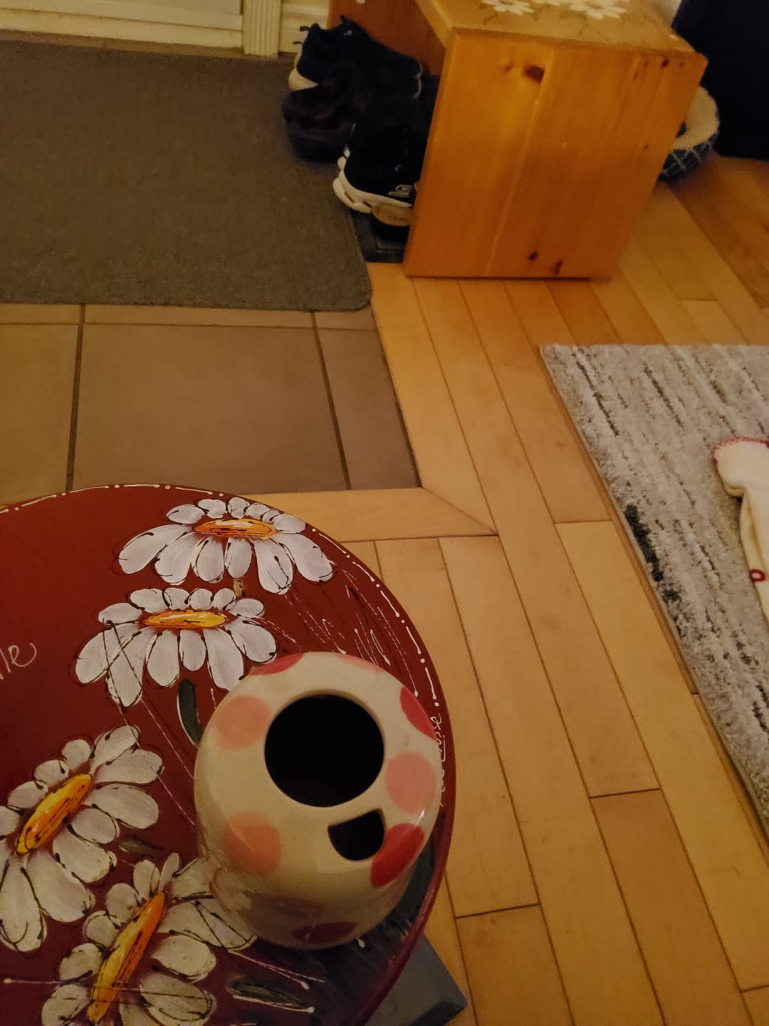 Customer photo review of Ivory Ribbed Tomi Teapot
