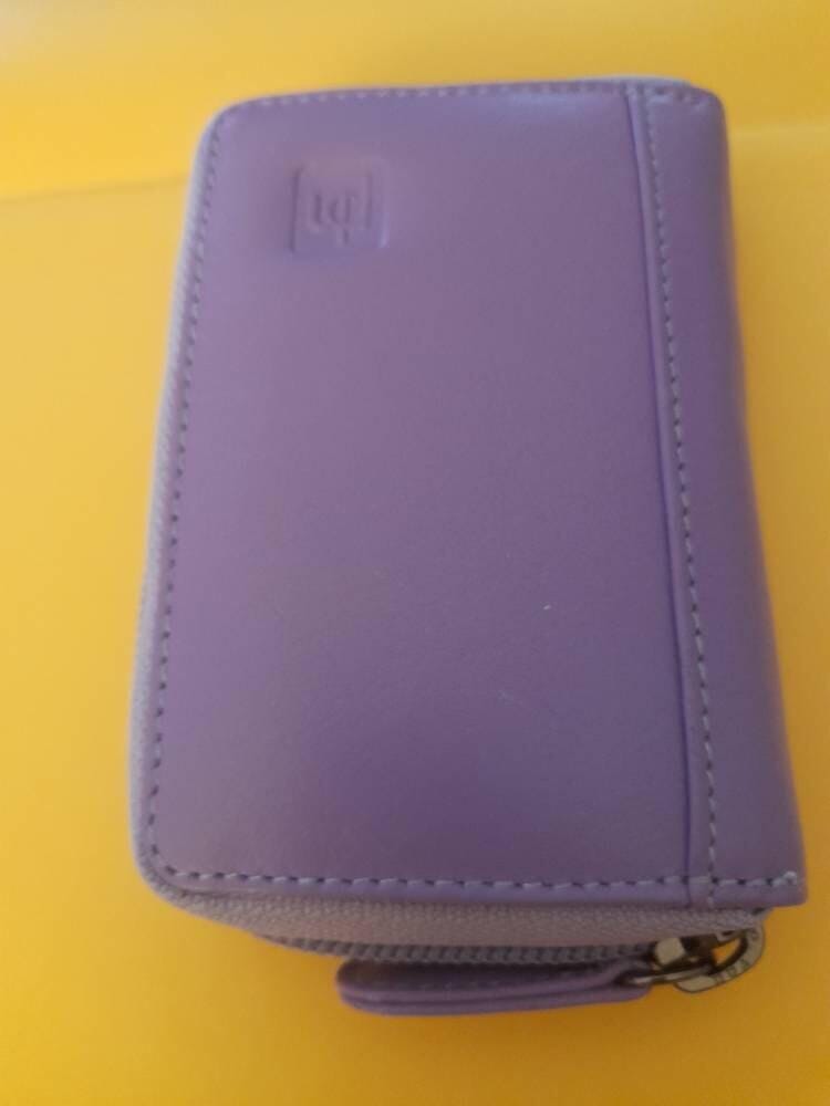 Customer photo review of Premium Leather Concertina Credit Card Wallet