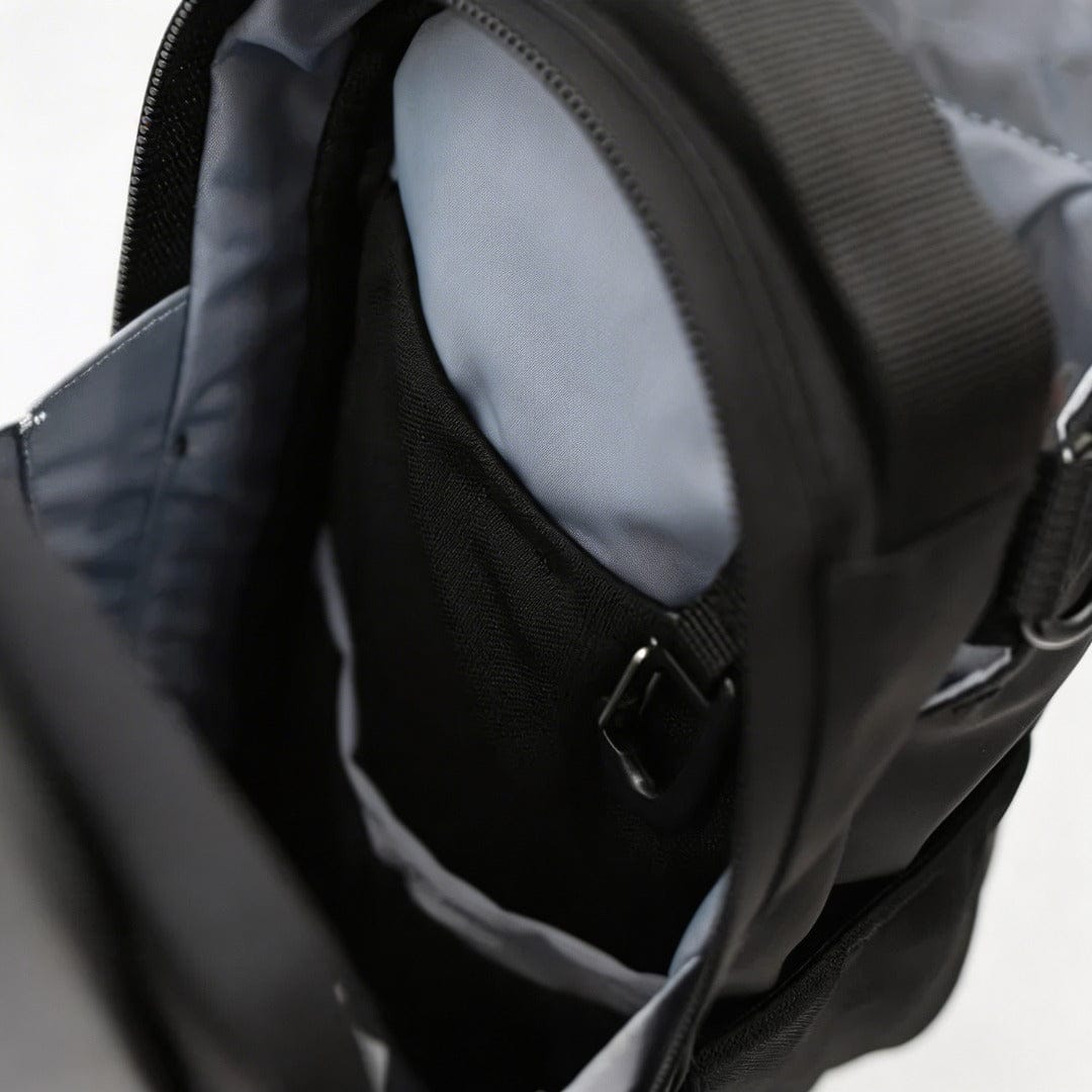 Customer photo review of Magnetic Gym Bag