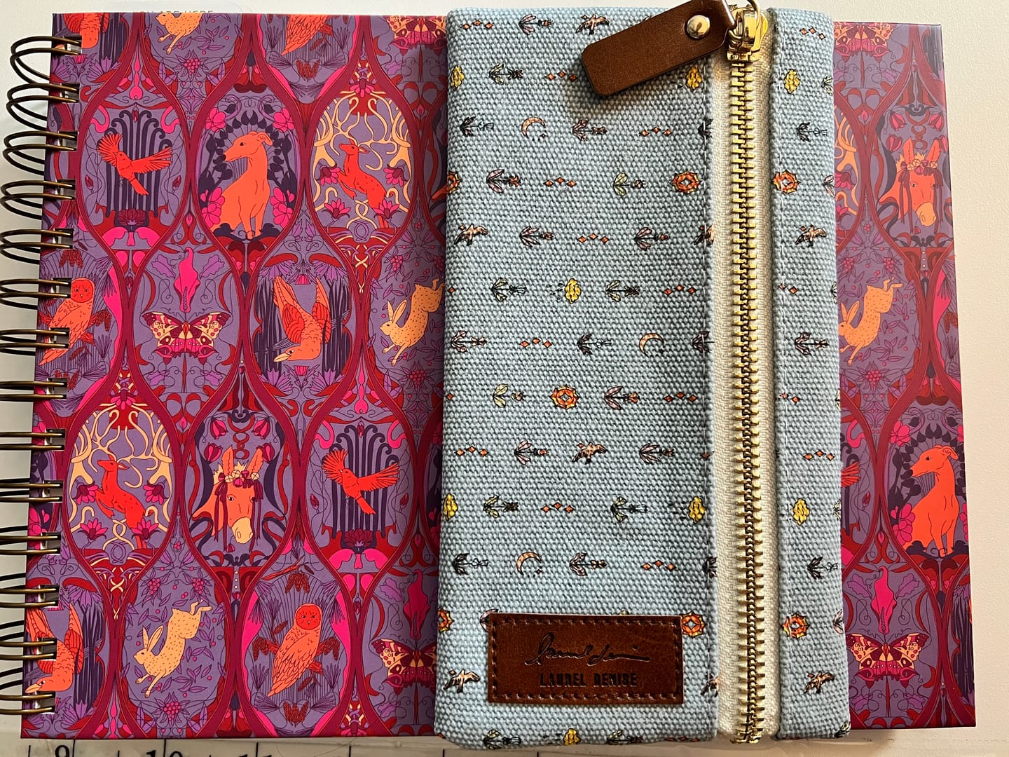 Customer photo review of Elastic Pen Pouch, Bug-Pretty