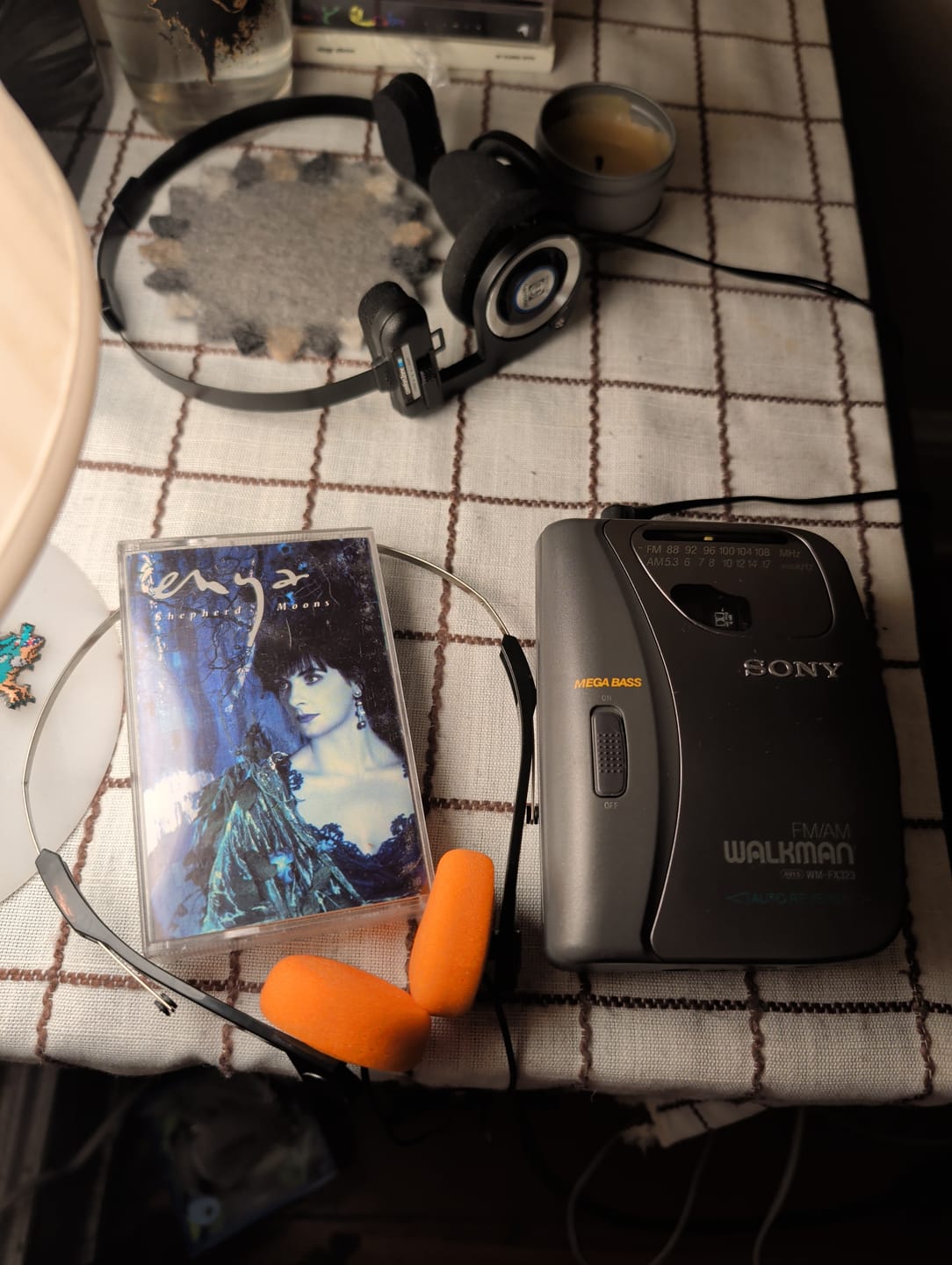 Customer photo review of Sony Walkman WM-FX323 Auto Reverse AM/FM Portable Cassette Player