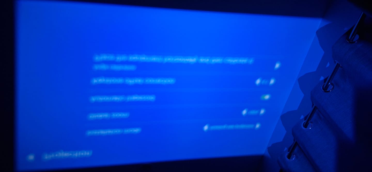 Customer photo review of MovieHub™ Ultra HD Projector