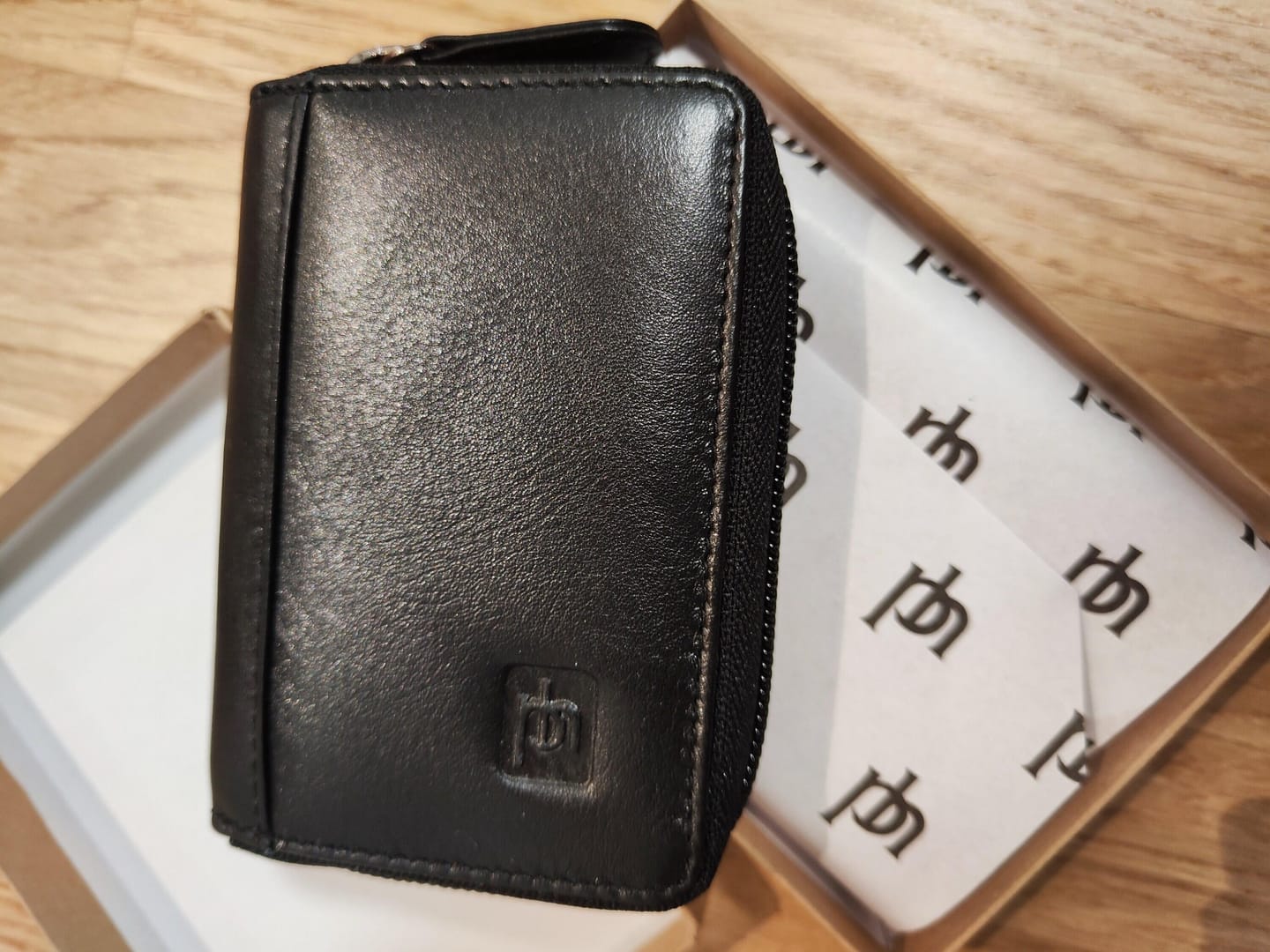 Customer photo review of Premium Leather Concertina Credit Card Wallet