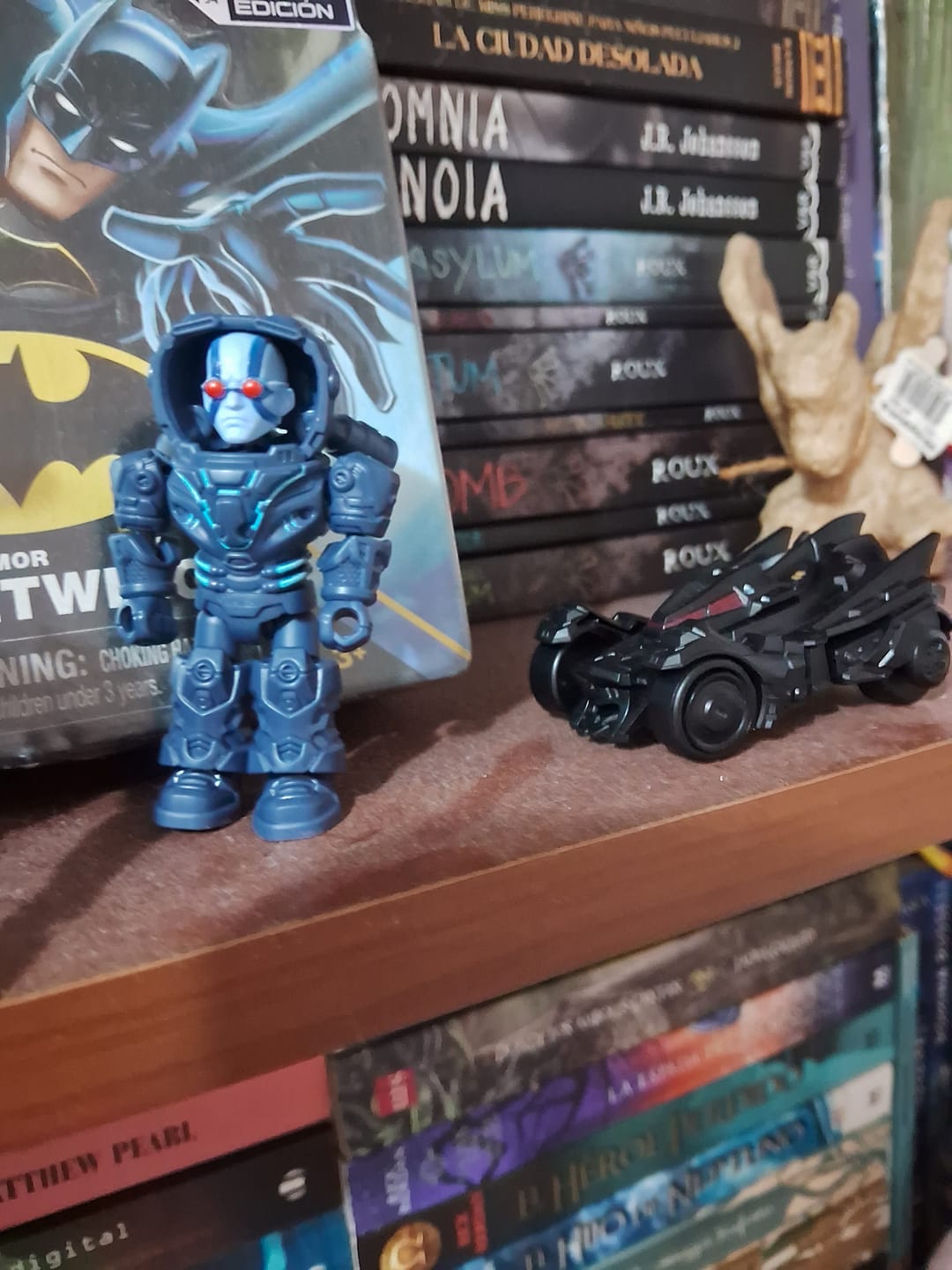 Customer photo review of Figura Sorpresa - DC Defender Version 03 -  Arkham: Chaos Prologue - Model Kit - BLOKEES