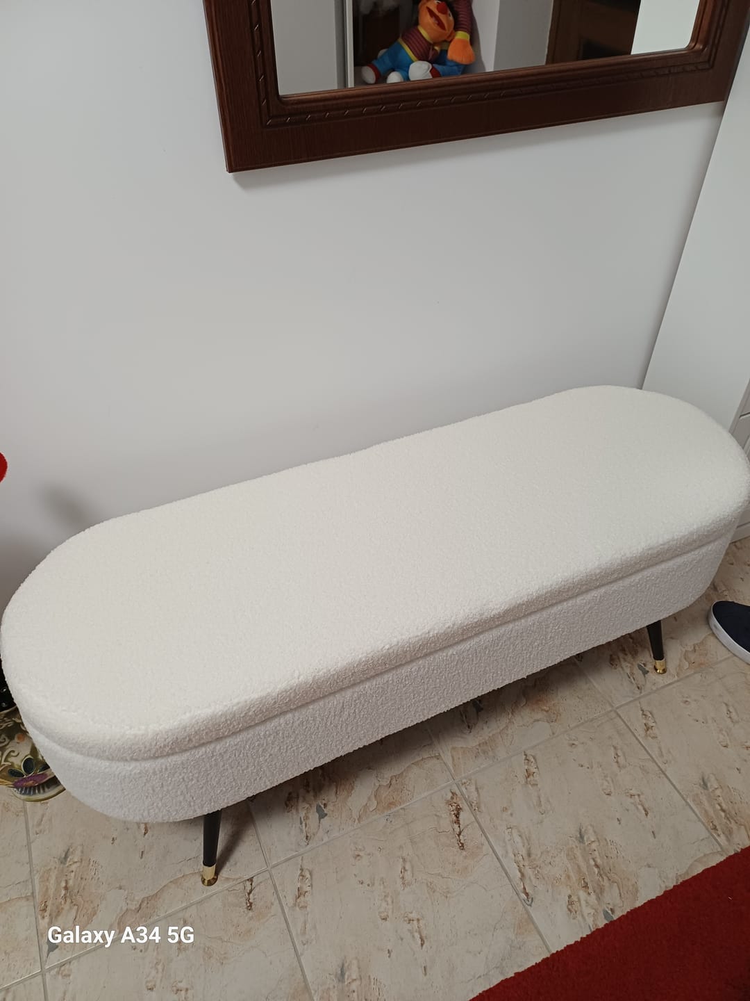 Customer photo review of Bancheta pentru hol AVEIRO, stofa buclata crem, 120x46x40 cm
