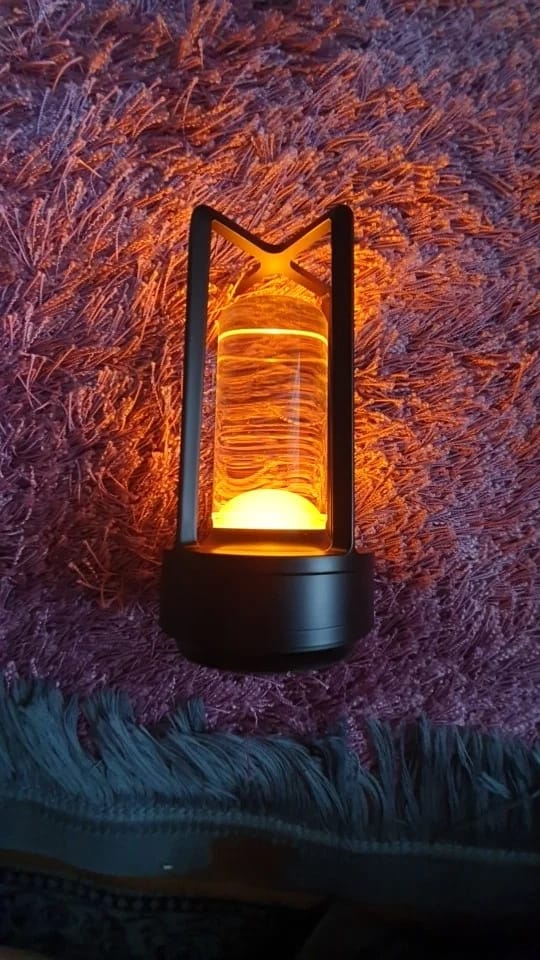 Customer photo review of Rechargeable Table Lamp, Open Aluminium Frame, Light Tube, 18 cm