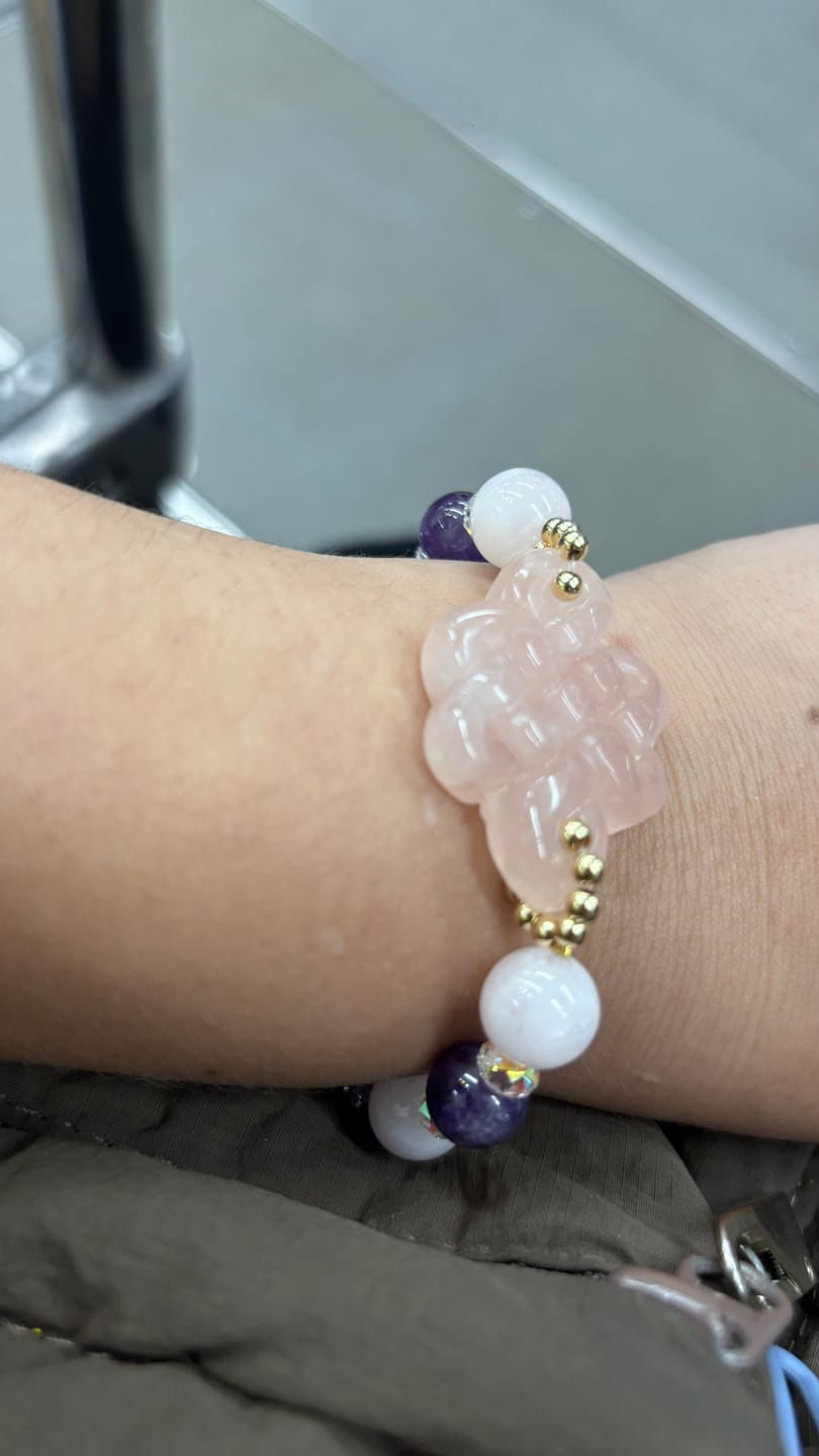 Customer photo review of Mystic Knot Rose Quartz/Amethyst for Endless Good Fortune and Long Life