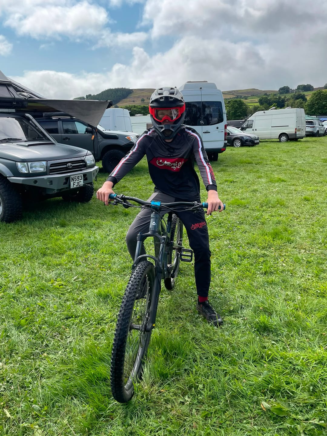 Customer photo review of Jester Tech Trousers - MTB Riding Pants