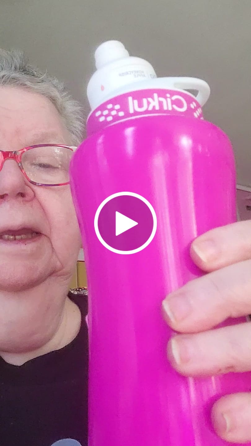 Customer video review of Frosted Mango Dragon Fruit Refresher