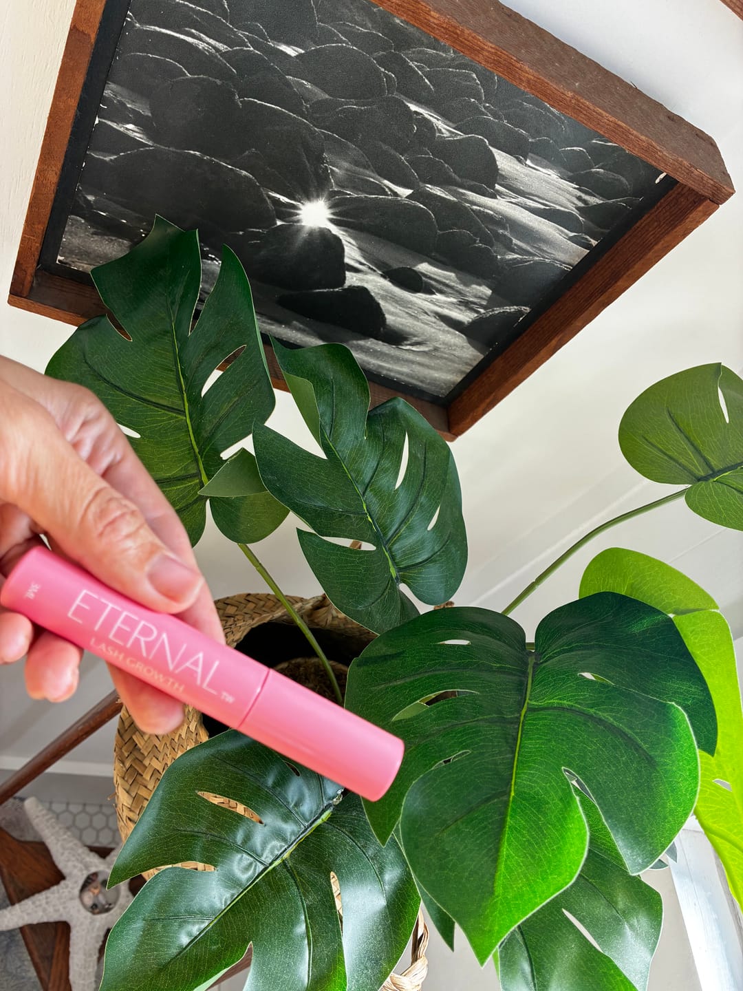 Customer photo review of EYELASH GROWTH SOLUTION