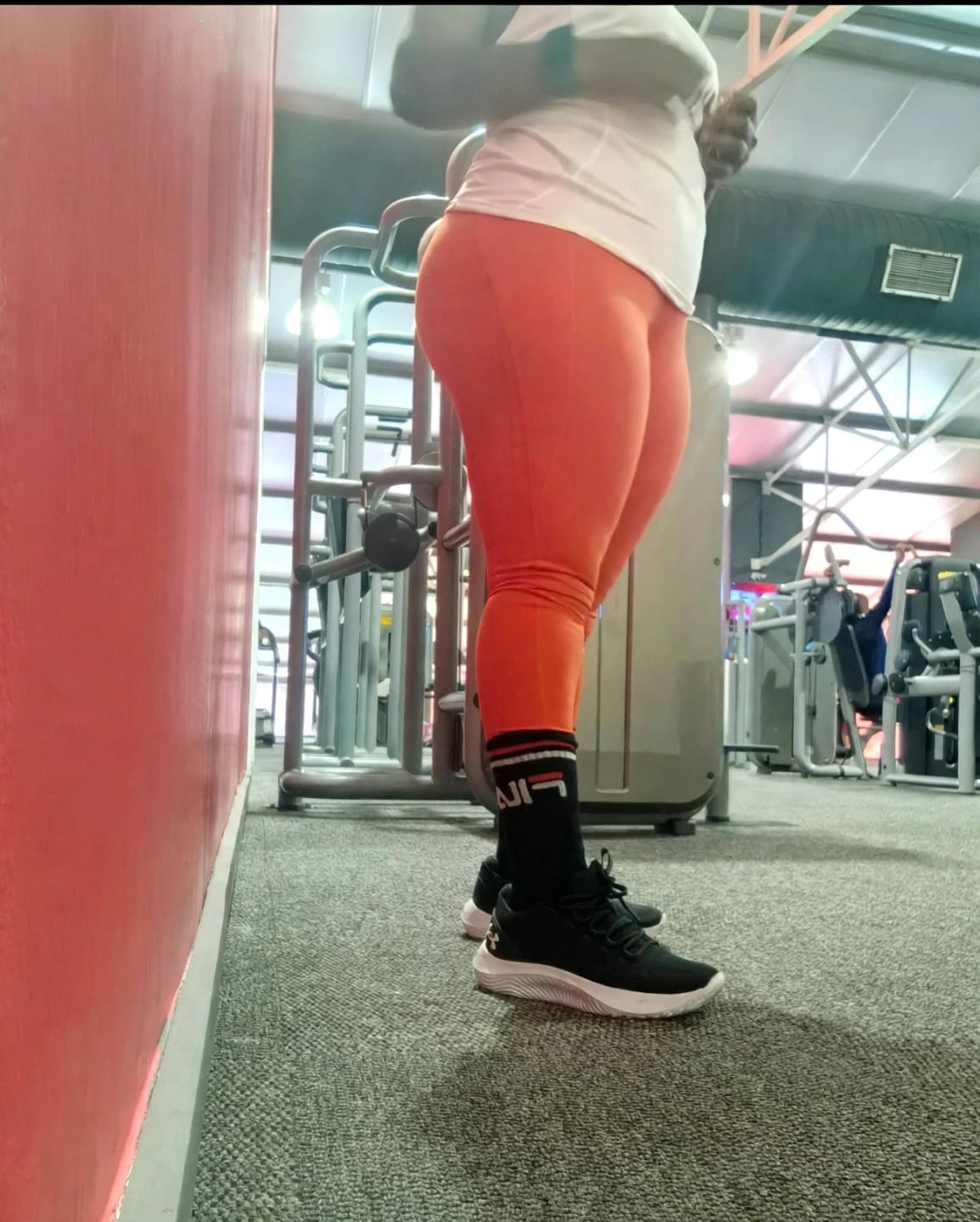Customer photo review of High Waist Pocket Leggings