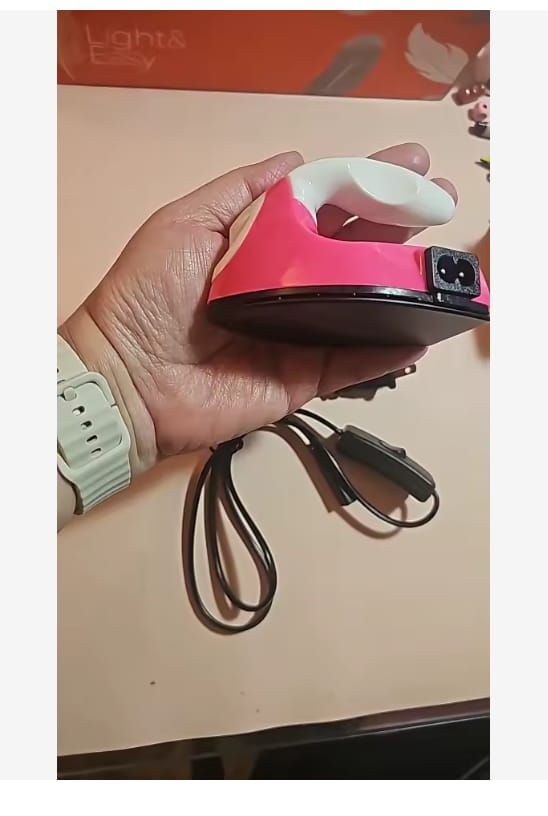 Customer photo review of Mini plancha portatil