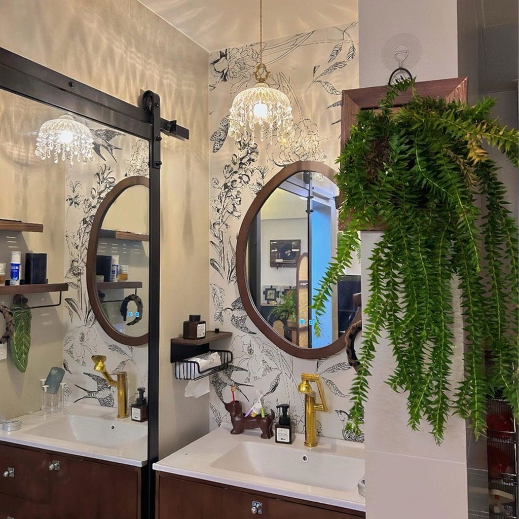 Customer photo review of Brass Pendant Light, Clear Glass Bowl, Crystal Drops, 150 cm Cable