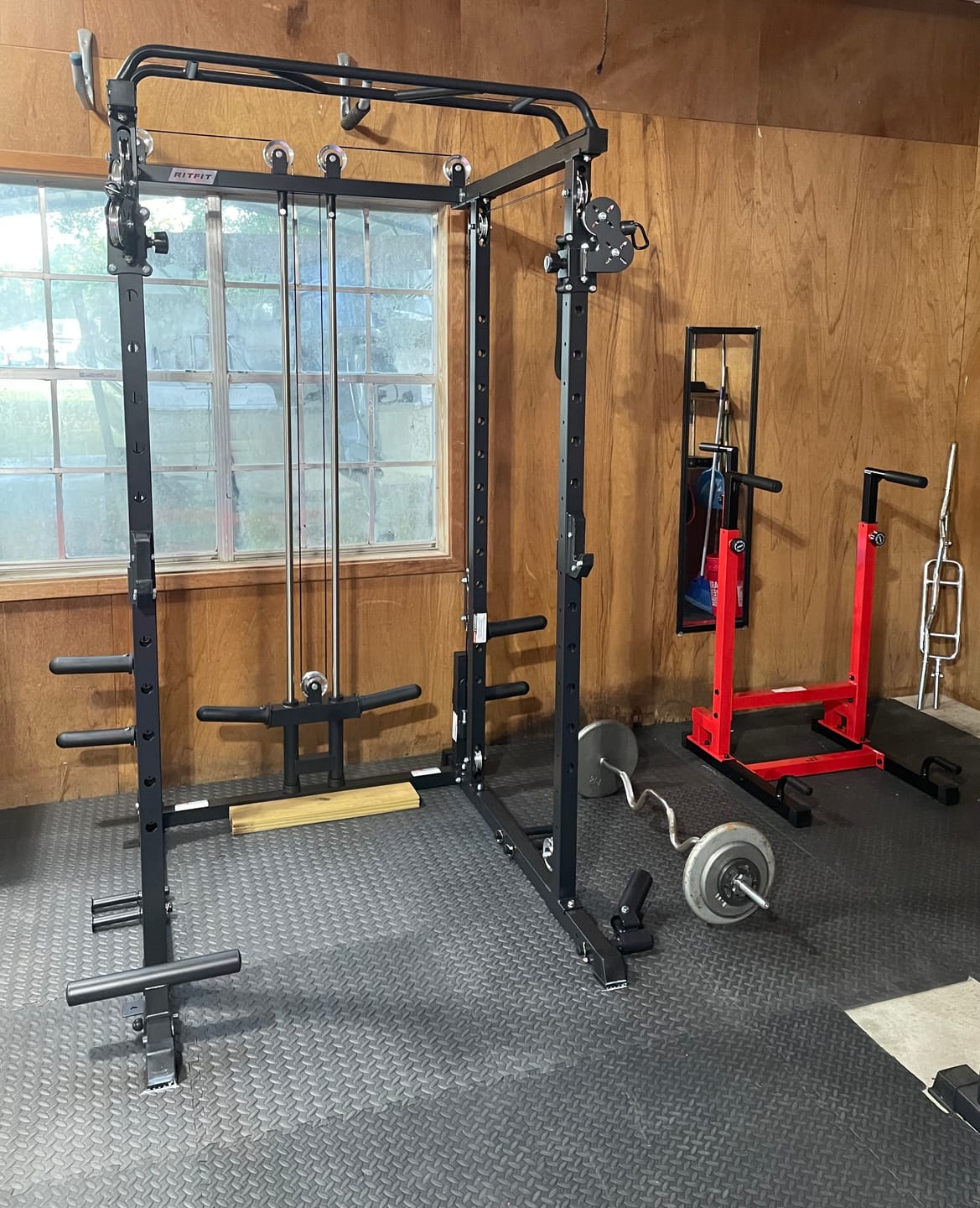 Customer photo review of RitFit P3 Power Cage 1200lbs with Smooth Cable System & Aluminum Pulleys