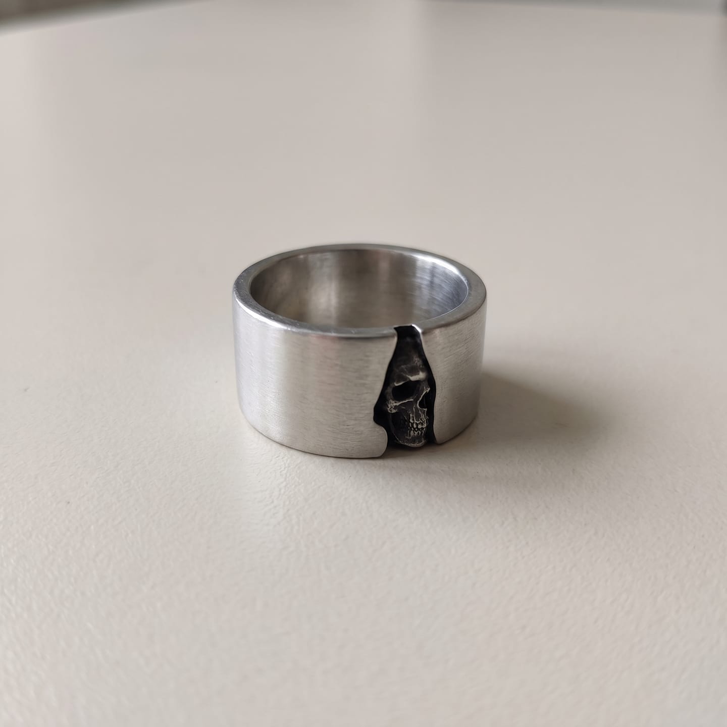 Customer photo review of Concealed Skull Ring