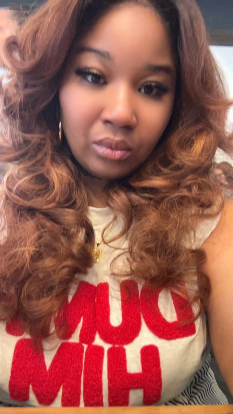 Customer photo review of Sensationnel Cloud 9 Glueless What Lace Swiss 13x6 HD Lace Front Wig - LATISHA