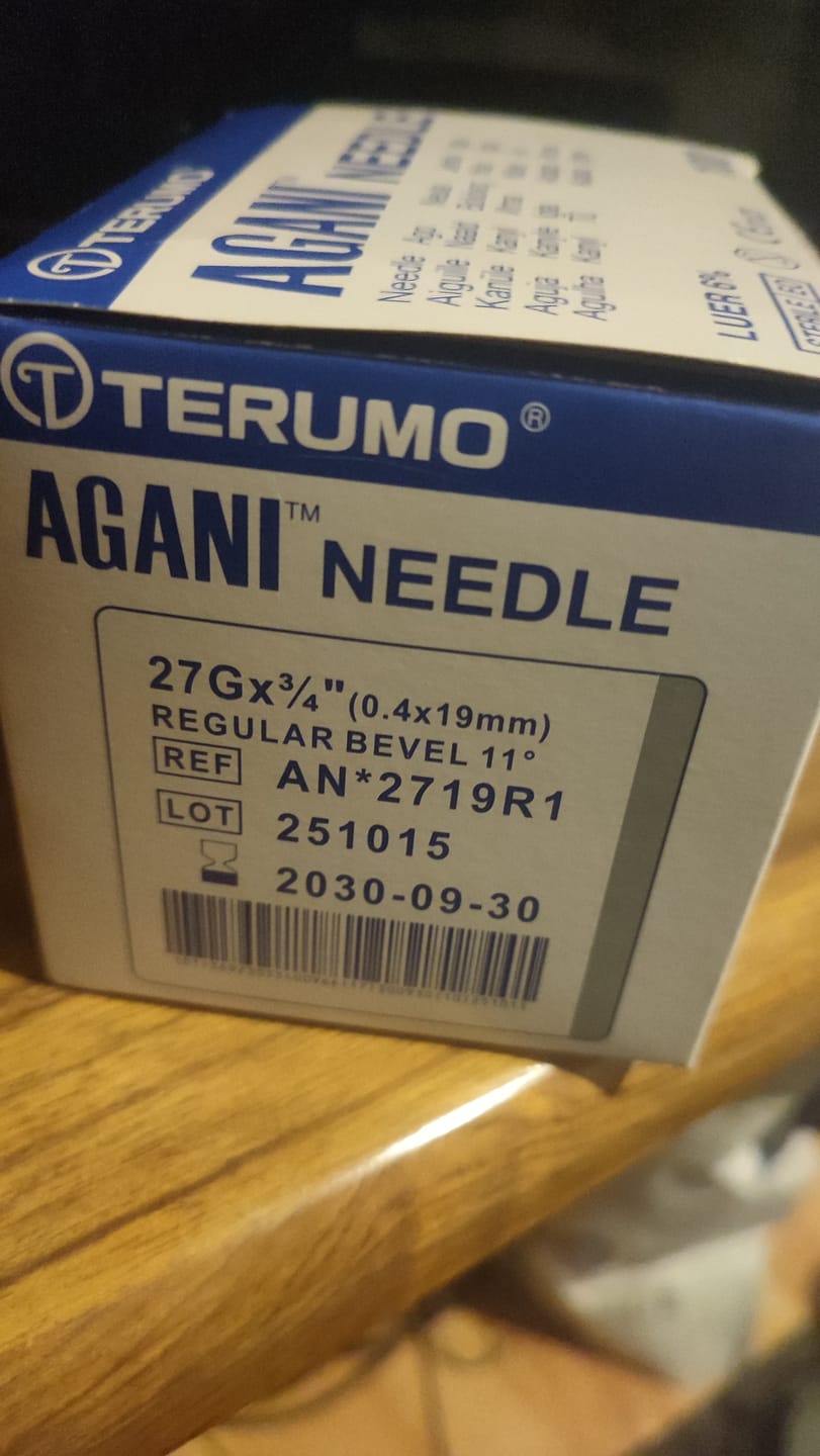 Customer photo review of Terumo AGANI Hypodermic Needle - 27G, 3/4" - Box of 100