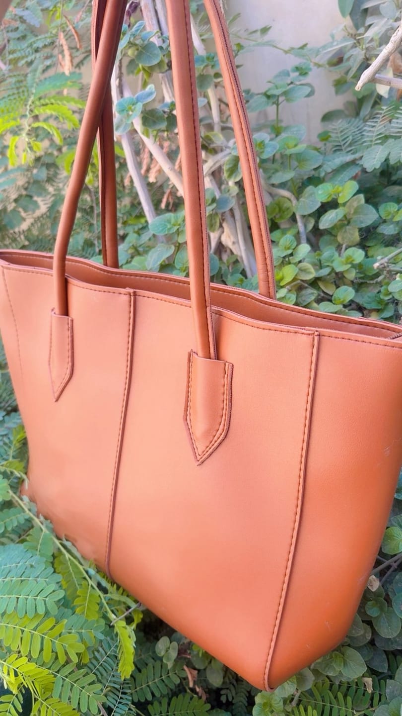 Customer photo review of Carla Shoulder Tote Brown  (Zip Closure)