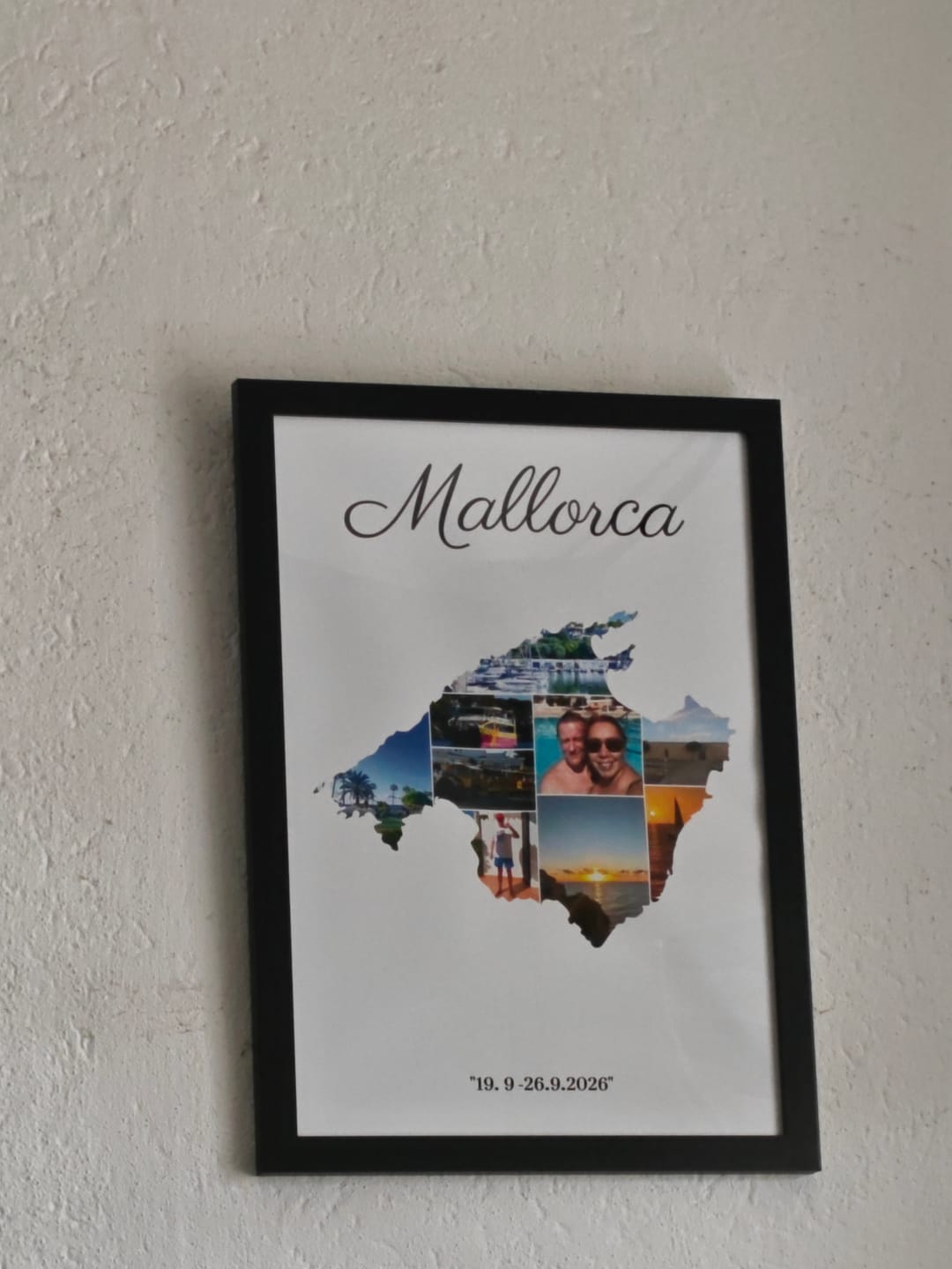 Customer photo review of Gepersonaliseerde reisposter - Foto collage in vorm van continent of land
