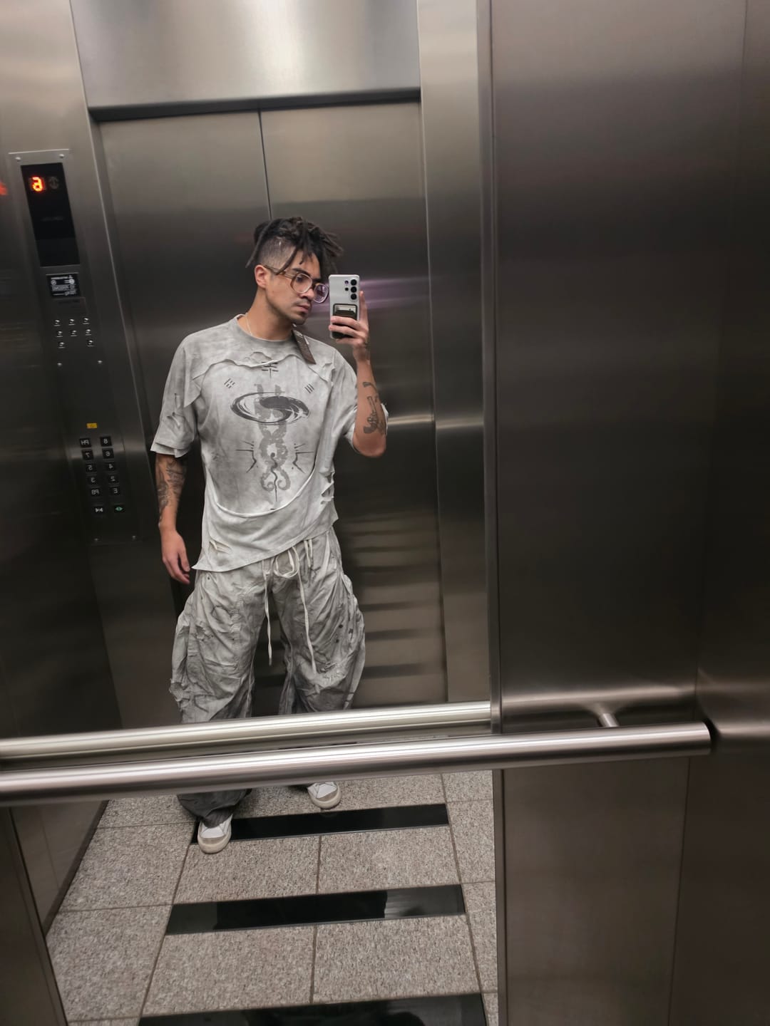 Customer photo review of Personsoul Double-Layer Distressed Mythology Print T-Shirt White