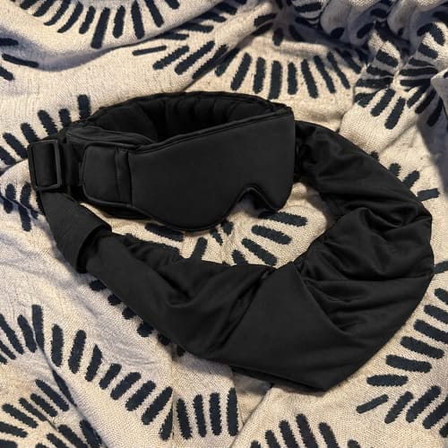 Customer photo review of Antifaz de descanso para viajes 3 en 1
