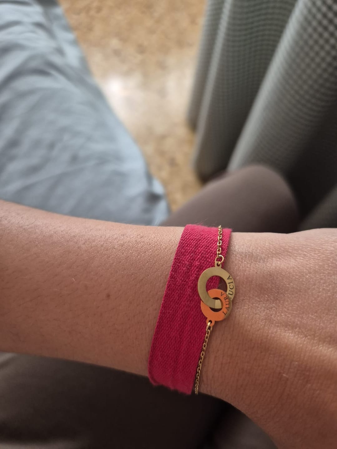 Customer photo review of Pulsera Apego - Personalizado