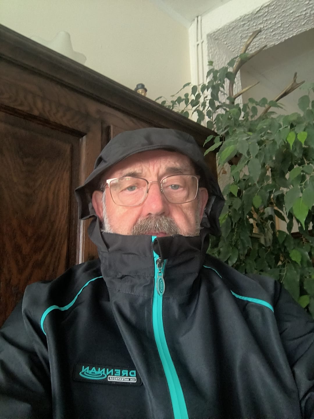 Customer photo review of 10K Jacket – Regenjas 🎁