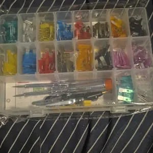 Customer photo review of Protezione Sovraccarico Fusibili Auto Zincati Set Colorato 306PCS