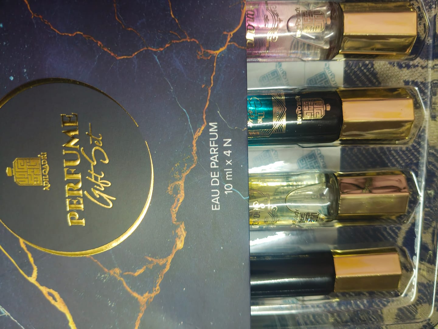 Customer photo review of Perfume Gift Set 4 Pcs Premium Perfume Spray
