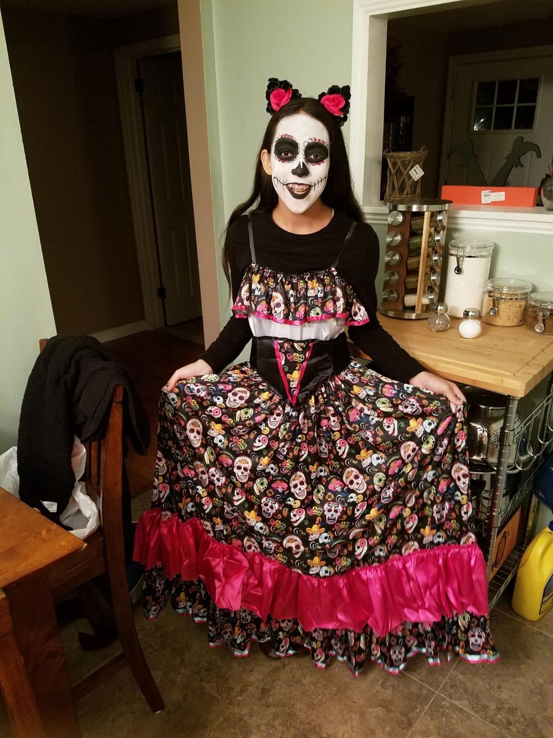 Customer photo review of Blue Squid Twist-Up Face & Body Paint Crayons