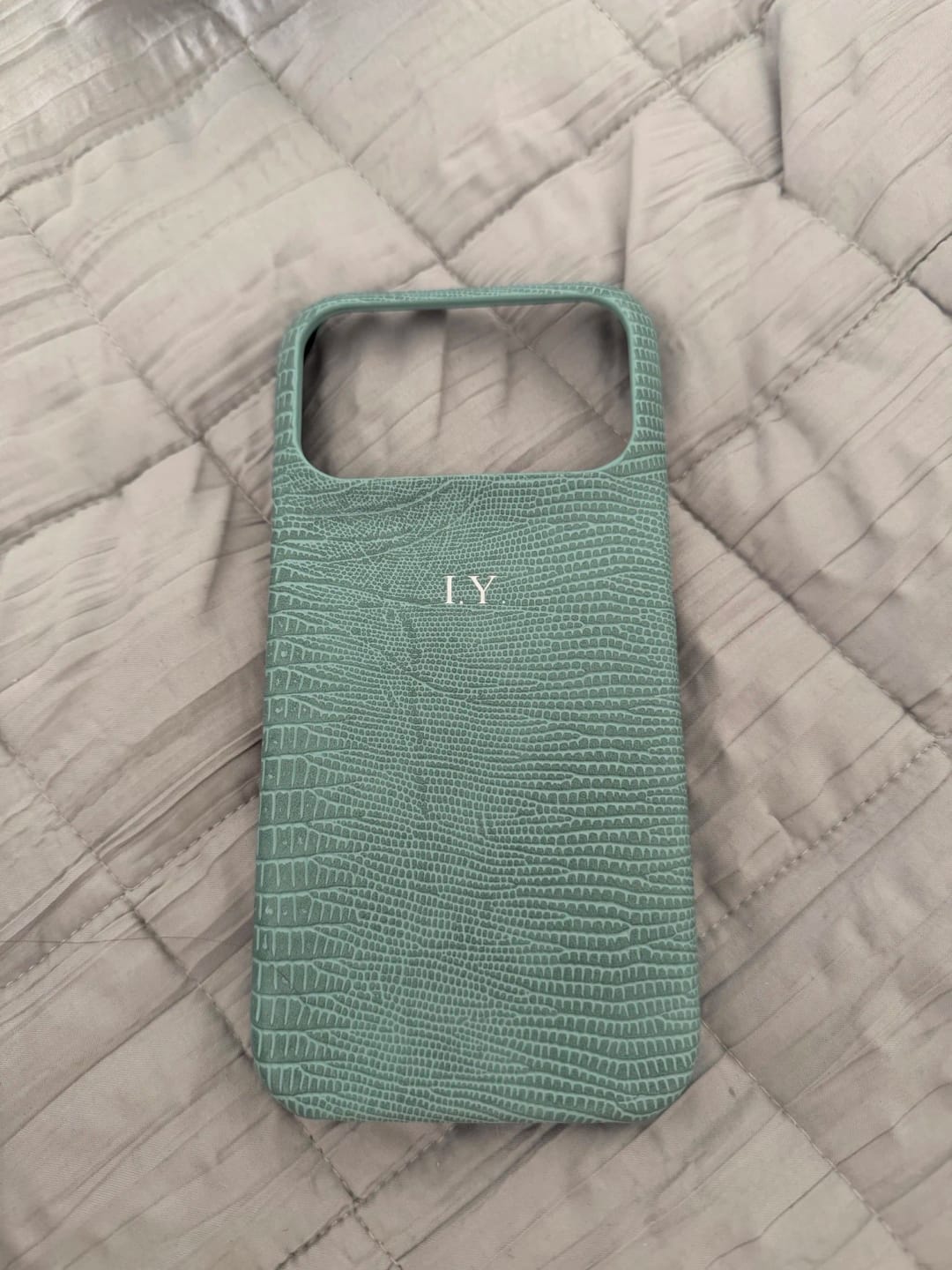 Customer photo review of Lizard Phone Case