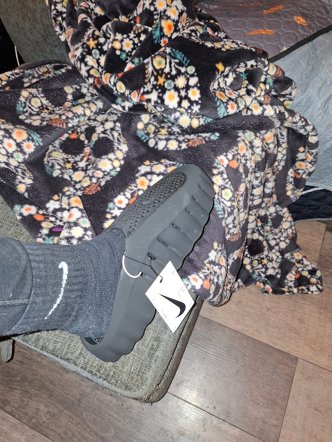 Customer photo review of Nike Mind 001 'Black'