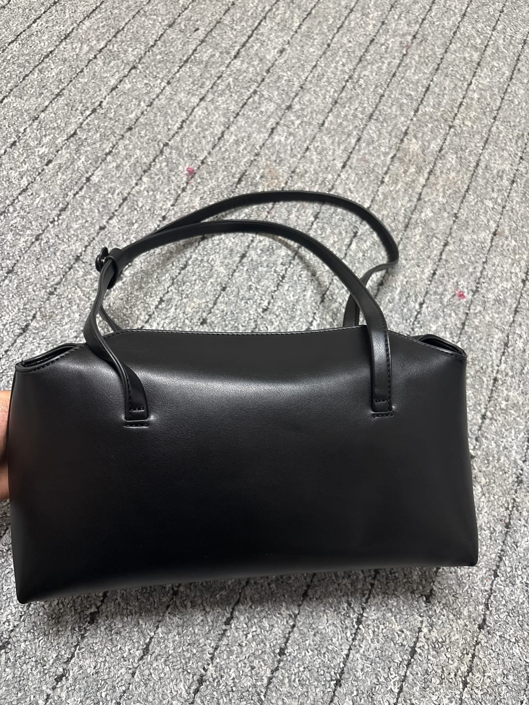 Customer photo review of Bianca Pillow Shoulder Tote Bag
