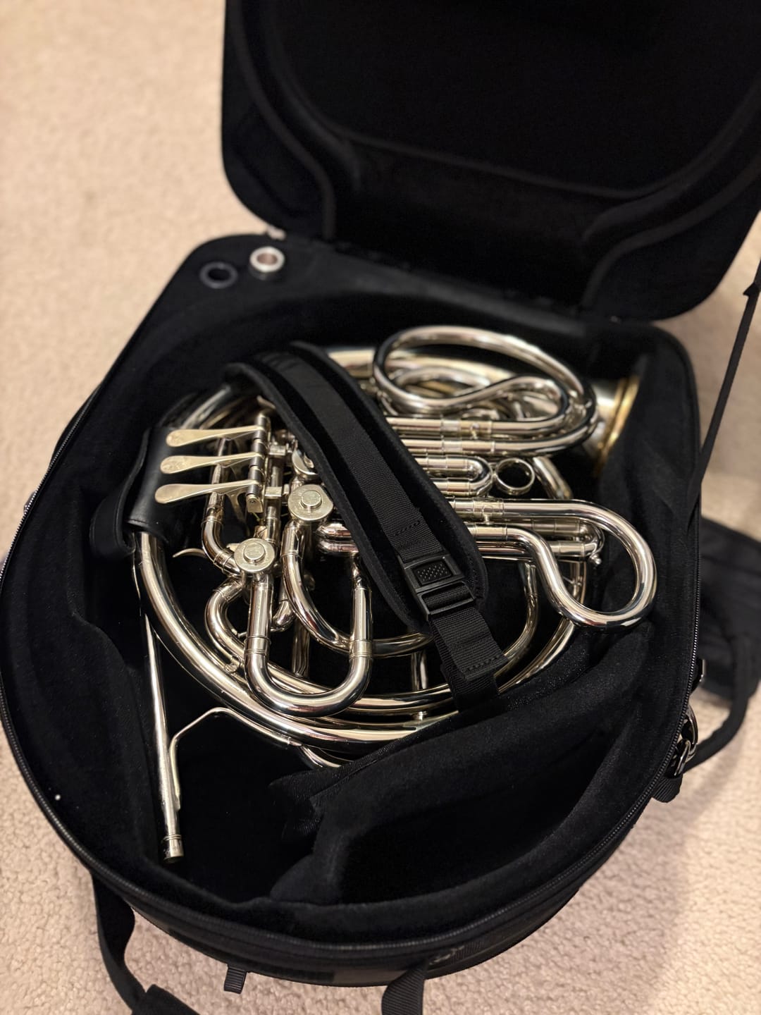 Customer photo review of Protec Pro Pac - Detachable Bell French Horn Case with Mute Compartment