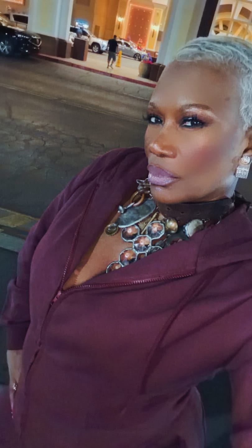 Customer photo review of I see through you choker