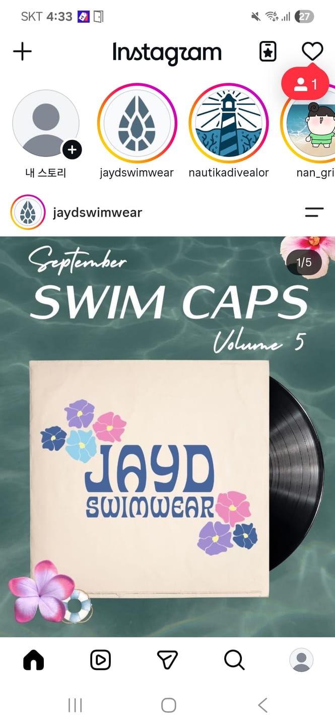 Customer photo review of JAYD Swim Cap - Dive In with Confidence