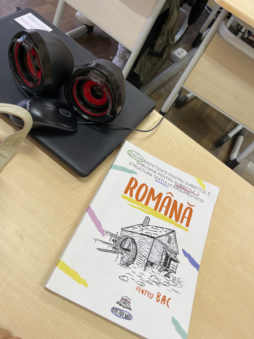 Customer photo review of Pachet Bacalaureat (Română + Matematică + Anatomie clasele XI-XII) Bacademia