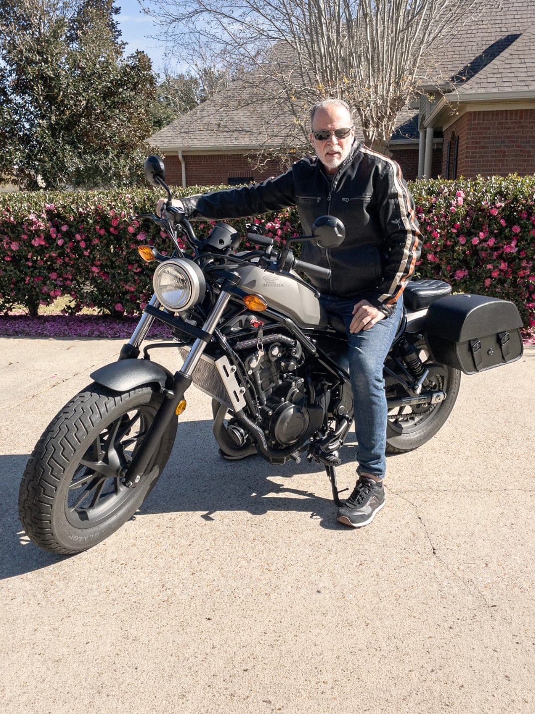 Customer photo review of 28L - Baelor Medium Quick Mount Honda Rebel 500 Motorcycle Saddlebags